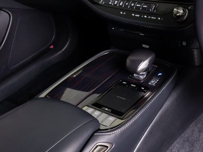 صورة مصغرة 38 لـ 2018 Lexus LS