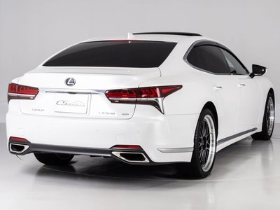 صورة مصغرة 14 لـ 2018 Lexus LS
