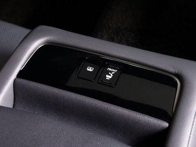 صورة مصغرة 37 لـ 2018 Lexus LS