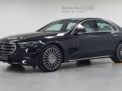 صورة 1 لـ 2025 Mercedes-BENZ E-CLASS