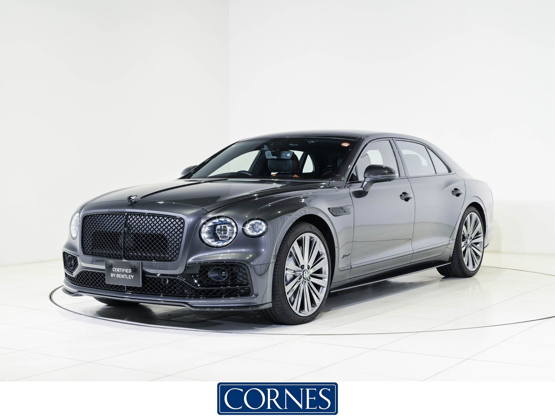 BENTLEY FLYING SPUR - View 1