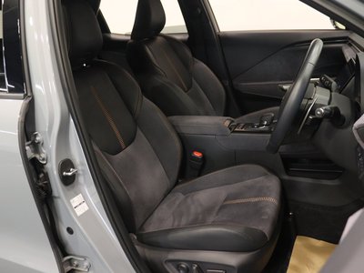 صورة 10 لـ 2025 Lexus LBX