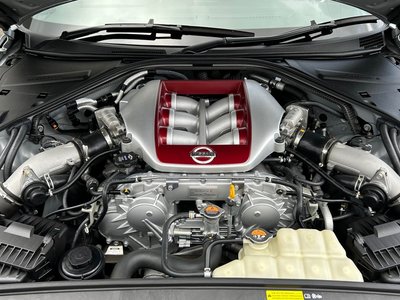 NISSAN GT-R BLACK EDITION - 9