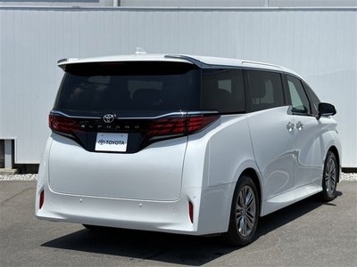 2023 Toyota ALPHARD photo 3