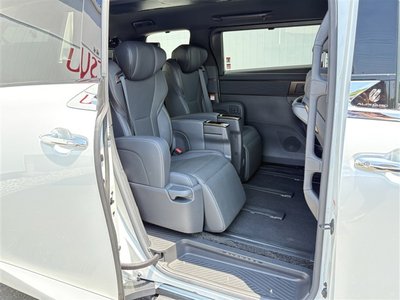 صورة مصغرة 17 لـ 2023 Toyota ALPHARD