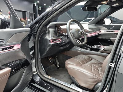 BMW 7 SERIES - 10
