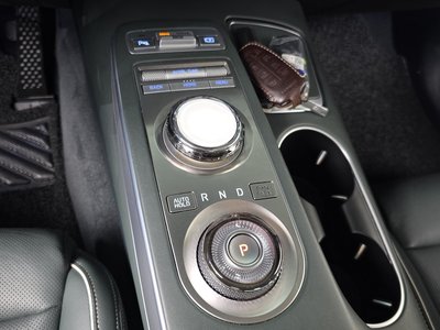 2022 Genesis ELECTRIFIED GV70 — миниатюра 12