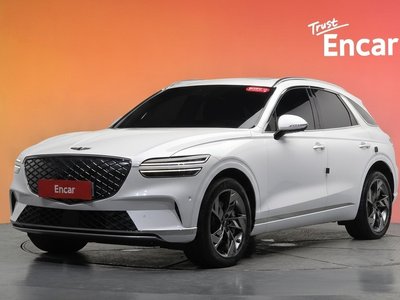 2022 Genesis ELECTRIFIED GV70 photo 1