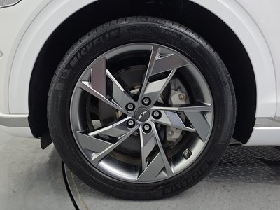 2022 Genesis ELECTRIFIED GV70 photo 6