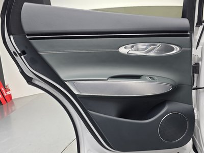 2022 Genesis ELECTRIFIED GV70 — миниатюра 15