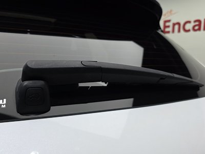 2022 Genesis ELECTRIFIED GV70 — миниатюра 37