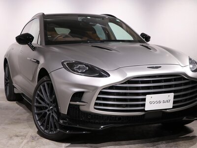 ASTON MARTIN DBX - 2