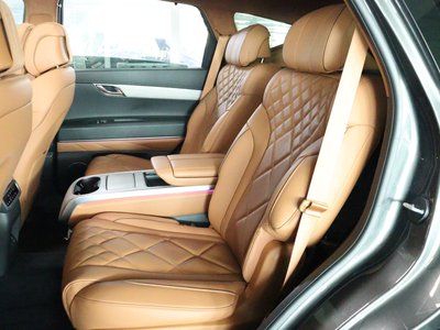 GENESIS GV80 - 8