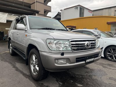 TOYOTA LAND CRUISER 100 - 2