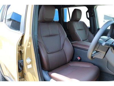صورة 4 لـ 2024 Toyota LAND CRUISER 250