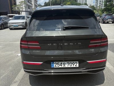 2025 Genesis GV80 photo 3