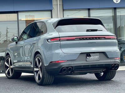 PORSCHE CAYENNE - 10