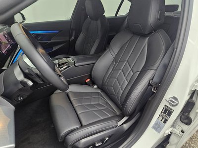 2025 BMW 5 SERIES photo 9