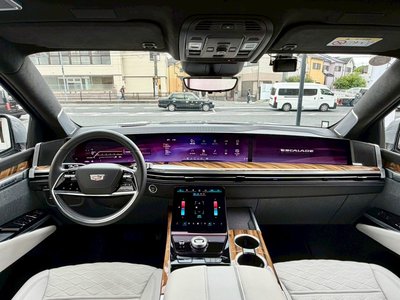 2025 Cadillac ESCALADE — миниатюра 40