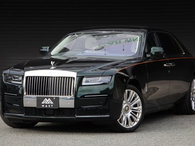 ROLLS-ROYCE GHOST