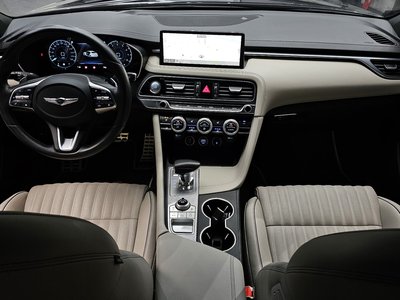 صورة 5 لـ 2022 GENESIS THE NEW G70