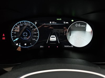 صورة 8 لـ 2022 GENESIS THE NEW G70