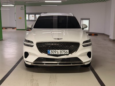 صورة 1 لـ 2021 Genesis GV70