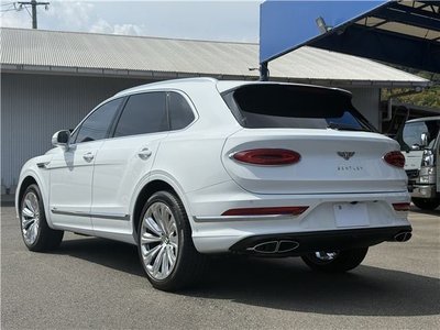 BENTLEY BENTAYGA - 6