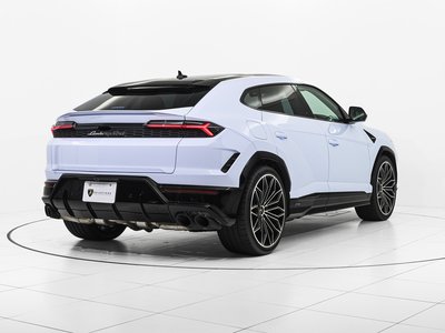 LAMBORGHINI URUS - 8