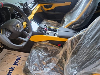 صورة 8 لـ 2026 Lamborghini URUS