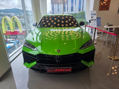 صورة 2 لـ 2026 Lamborghini URUS