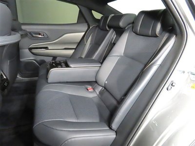 صورة مصغرة 13 لـ 2026 Toyota CROWN CROSSOVER
