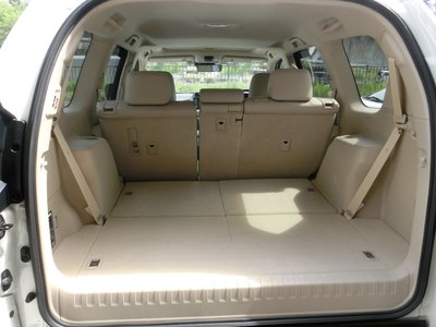 TOYOTA LAND CRUISER PRADO - 9