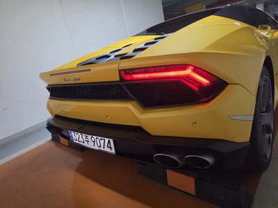 LAMBORGHINI HURACAN - 5