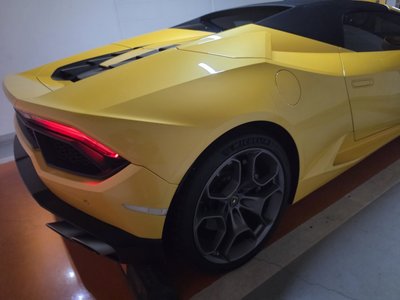 LAMBORGHINI HURACAN - 8
