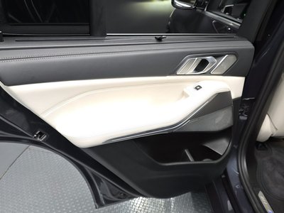 2021 BMW X5 — миниатюра 15
