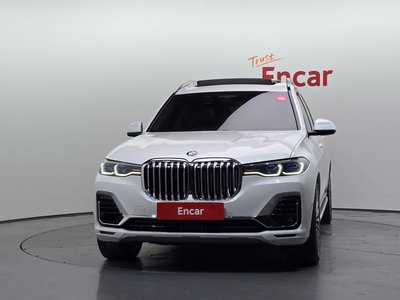 2020 BMW X7 照片 2