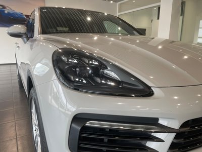 PORSCHE CAYENNE - 8