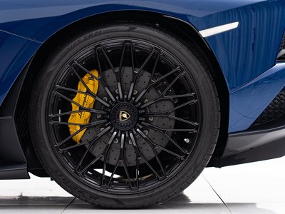 صورة 8 لـ 2018 Lamborghini AVENTADOR