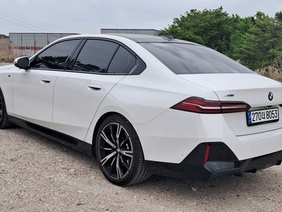 BMW 5 SERIES - 6