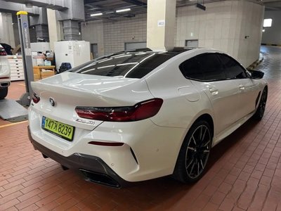 BMW 8 SERIES - 3