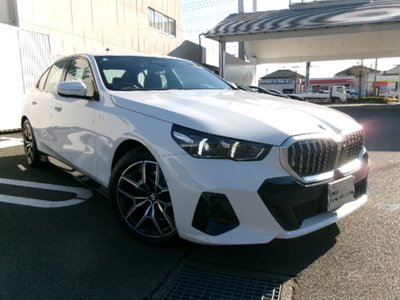 BMW 5 SERIES - 6