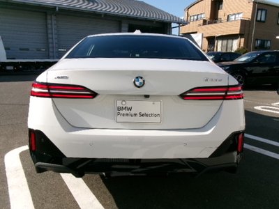 BMW 5 SERIES - 10