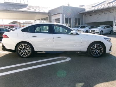 BMW 5 SERIES - 9