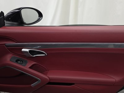 2023 Porsche 718 — миниатюра 15