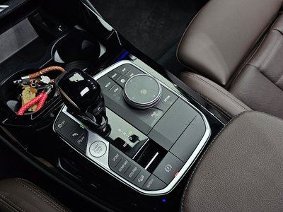 2022 BMW X3 thumbnail 12