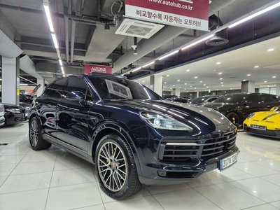 PORSCHE CAYENNE - 4