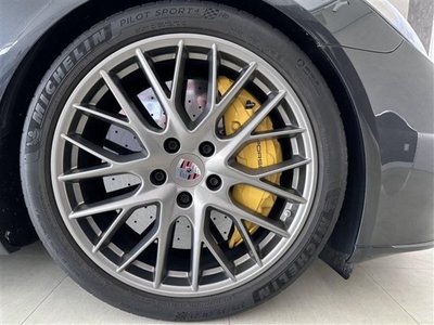 PORSCHE PANAMERA - 10