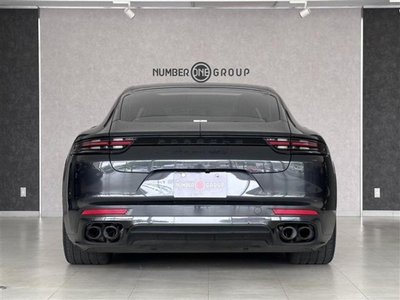 PORSCHE PANAMERA - 4