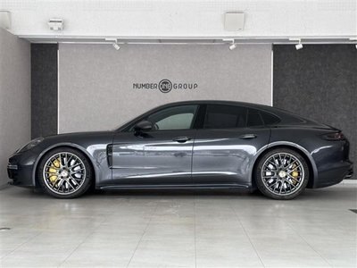 PORSCHE PANAMERA - 7
